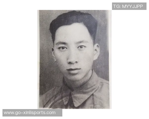 足球传奇巨星的辉煌岁月与不朽成就揭秘球迷心中的永恒偶像