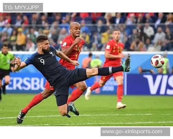 黄蜂与猛龙激战正酣谁能在这场对决中笑到最后